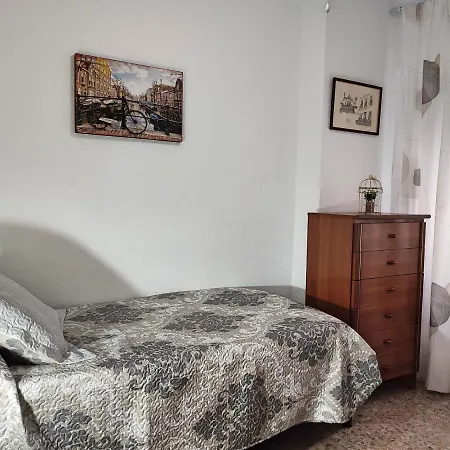 La Muralla De San Lorenzo Apartment *
