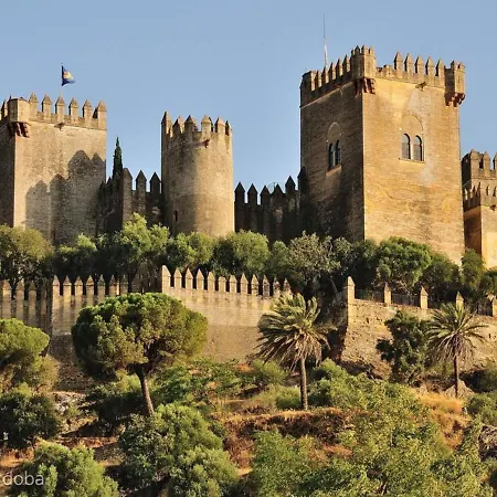 La Muralla De San Lorenzo Cordoba